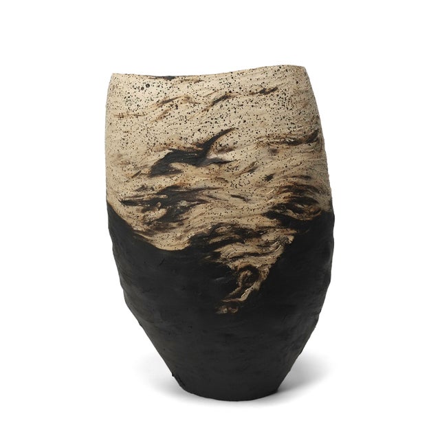 Contemporary Gestural Earth Vessel No. 127 – Textured Ceramics by Beverly Morrison For Sale - Image 3 of 3