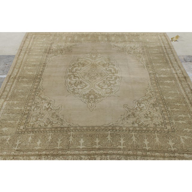 Traditional Hand-Knotted Antique Indian Amritsar Rug in Green, Gray, Beige Medallion Pattern For Sale - Image 3 of 9