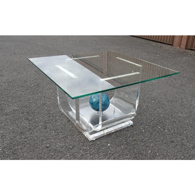 the glass top shows a scratch, nothing dramatic