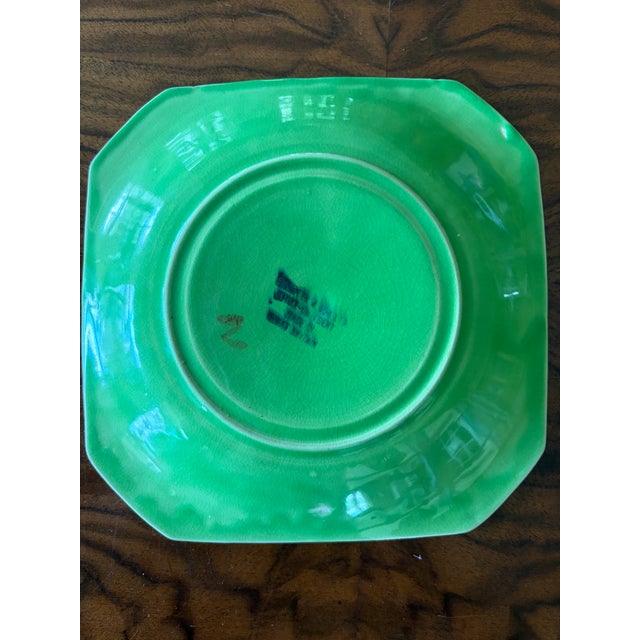 A charming vintage English majolica leaf dish by Shorter & Son Ltd, crafted in Staffordshire and finished in a vibrant,...