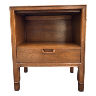 1960s John Stuart Mount Airy Janus Style Walnut Nightstands For Sale