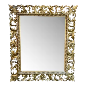 19th Century Italian Carved and Giltwood Frame