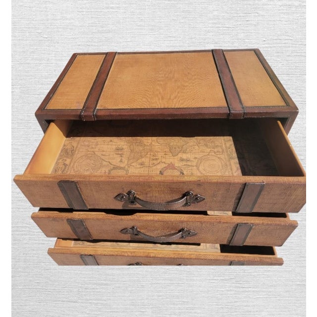 1990s Vintage Stacked Graduated Luggage Leather Grasscloth Ralph Lauren Style 4 Drawer Chest For Sale - Image 5 of 16