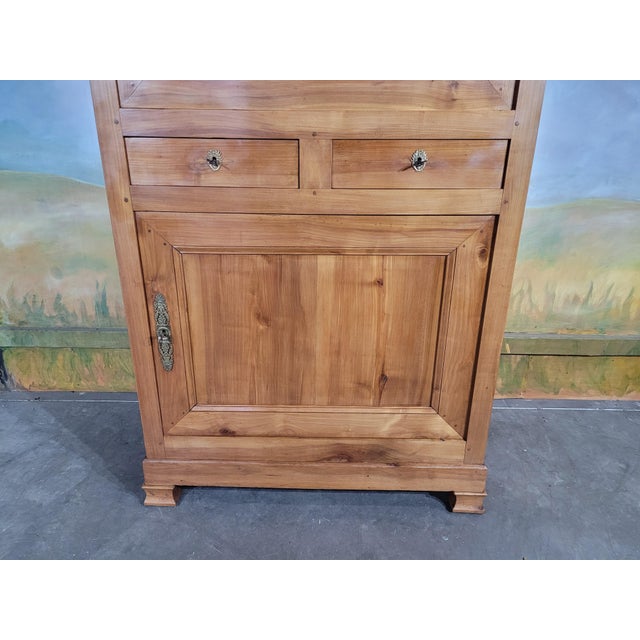 Louis Philippe Wardrobe in Cherry For Sale - Image 3 of 13