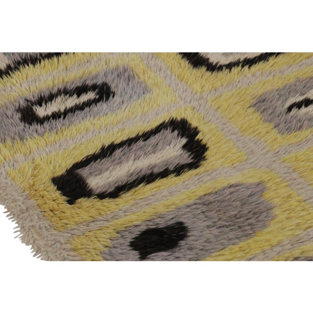 Vintage Swedish Rya Rug, Yellow With Gray Scandinavian Geometry - Rug & Kilim For Sale In New York - Image 6 of 8