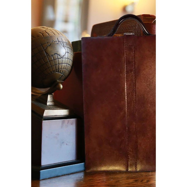 Vintage Pottery Barn Leather Cribbage Board | 1980s Chocolate Travel Game Case For Sale In Los Angeles - Image 6 of 7