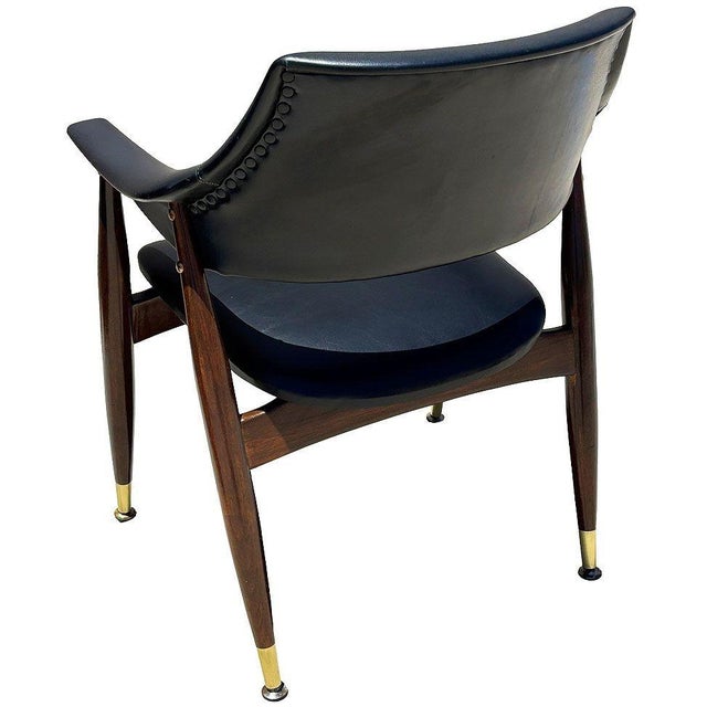 Mid-Century Modern Sculptural Walnut Barrel Back Armchair W/ Brass Accents For Sale In Los Angeles - Image 6 of 6