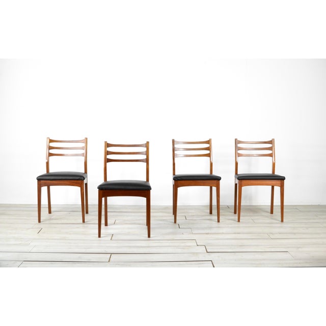 Vintage Teak Dining Chairs from Meredew, 1960s, Set of 4 For Sale - Image 4 of 9