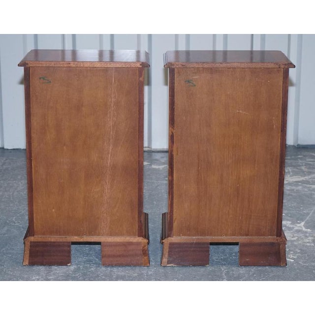 Vintage Georgian Style Walnut Nightstands, Set of 2 For Sale - Image 15 of 16
