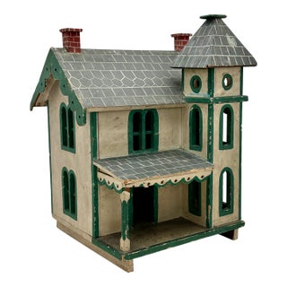 Nice Antique American Hand Made & Painted Wood Folk Art Victorian Style Birdhouse - 18 Inches Tall - Circa Early 1900s For Sale