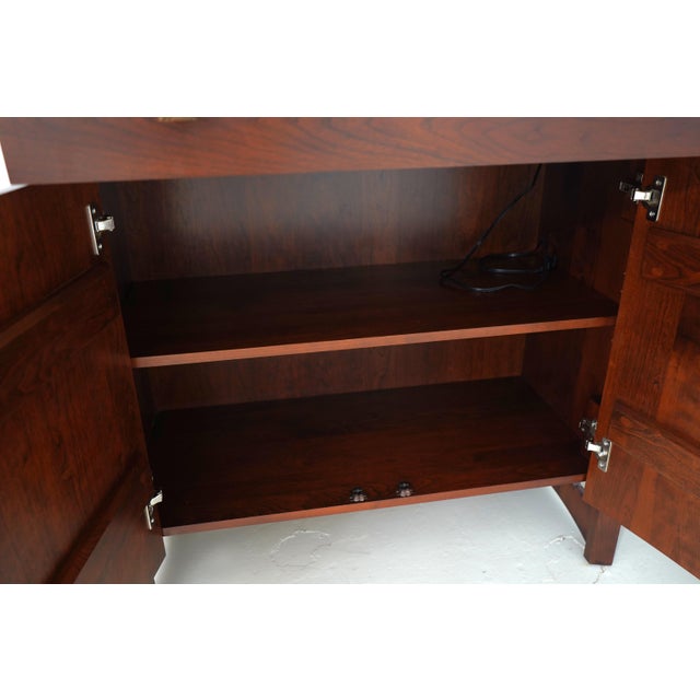 Stickley Cherry Highlands Display China Cabinet For Sale In Philadelphia - Image 6 of 18
