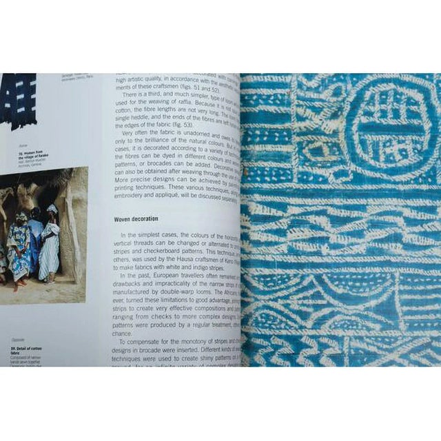 Paper Art and Craft in Africa by Laure Meyer For Sale - Image 7 of 8