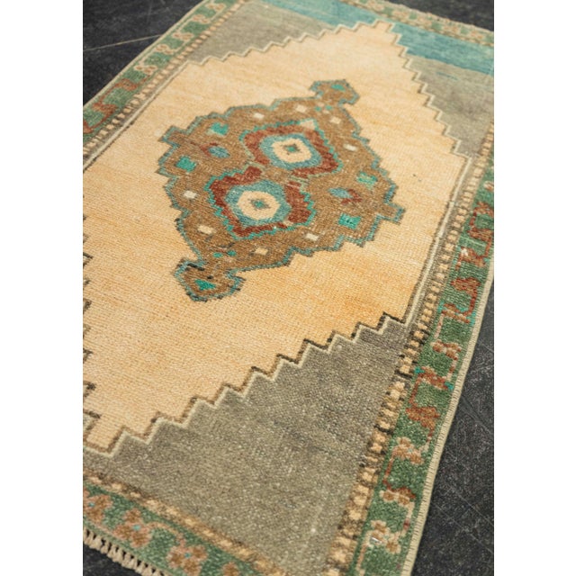 Textile Turkish Mini Rug Oriental Hand Knotted Vintage Rug 1'7" x 2'7" #21268 For Sale - Image 7 of 8