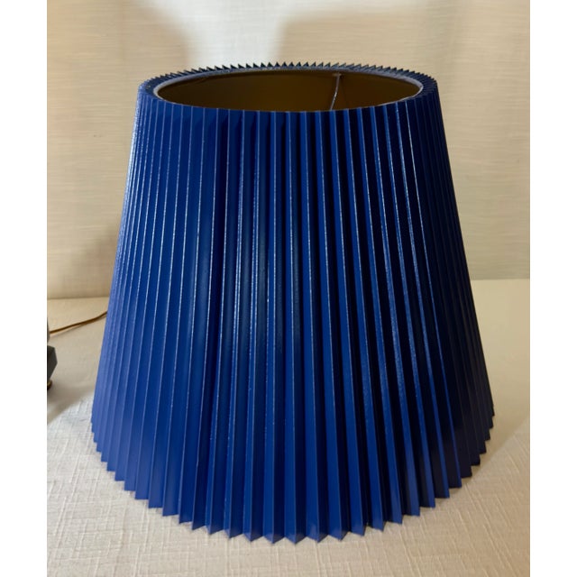 Vintage Chinoiserie Reverse Painted Hexagonal Tang Horse Table Lamp With Bespoke Navy Blue Shade For Sale - Image 10 of 12