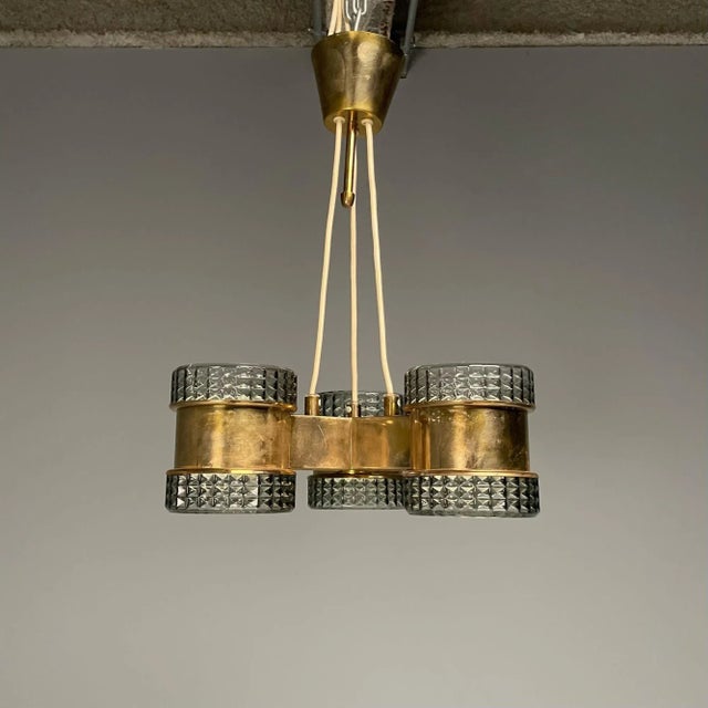 Mid-Century Modern Swedish Mid-Century Modern, Pendant, Glass, Brass, Sweden, 1950s For Sale - Image 3 of 10