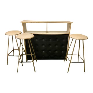 1960s Mid-Century Modern Bar With Matching Bar Stools - Set of 4 For Sale