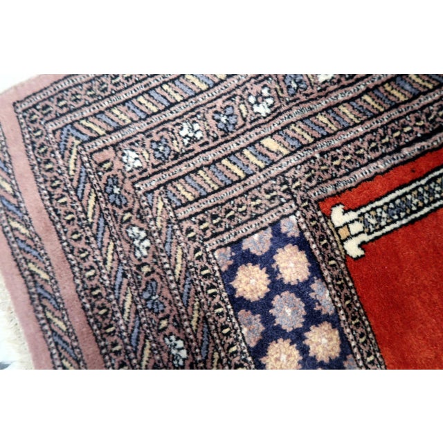 1970s 1970s, Handmade Vintage Pakistani Lahore Prayer Rug 2.7' X 3.8' For Sale - Image 5 of 13
