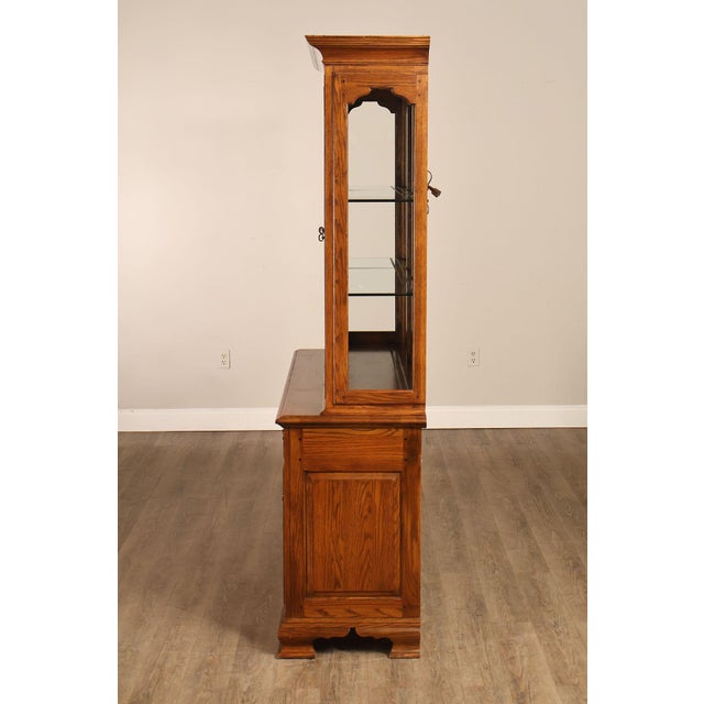 Ethan Allen Traditional Oak Lighted China Cabinet For Sale - Image 18 of 18