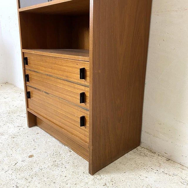 Brown Vintage Display Bookcase, 1960s For Sale - Image 8 of 10