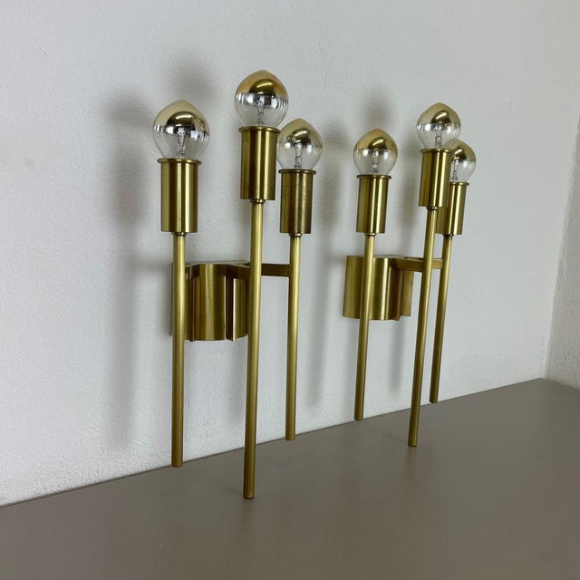 Italian Brass Theatre Wall Light Sconces in the style of Gio Ponti, Stilnovo, Italy, 1970s, Set of 2 For Sale - Image 3 of 18
