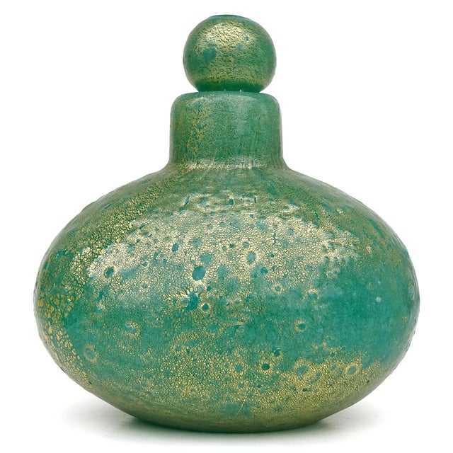 Art Deco Murano Seguso Vetri d'Arte Green Pulegoso Bubble Gold Flecks Italian Art Deco Glass Perfume Scent Bottle With Label For Sale - Image 3 of 6