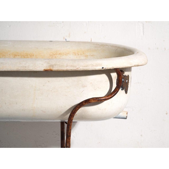 Bathtub in Enamelled Iron, Central Europe, 1950 For Sale - Image 9 of 15
