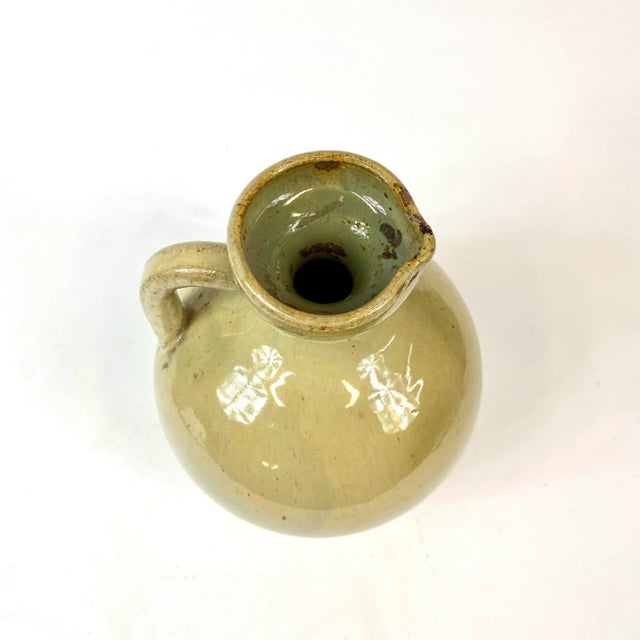 18th Century Chinese Small Yellow Green Ceramic Wine Jug For Sale - Image 4 of 8