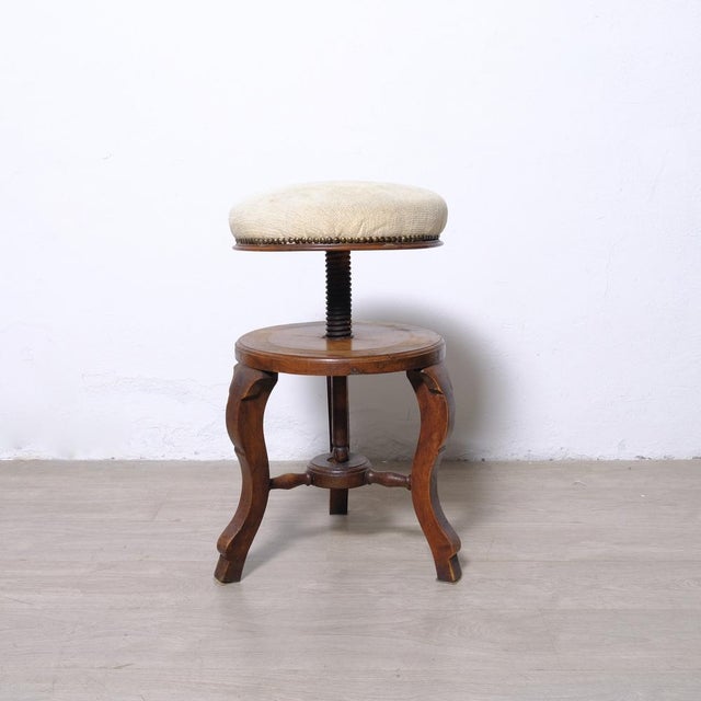 1930s Antique Wooden Swivel and Adjustable Screw Piano Stool, 1930s For Sale - Image 5 of 12
