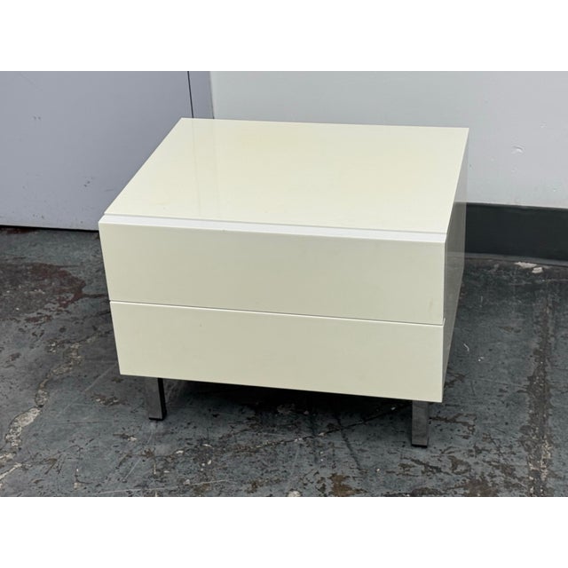 Modern Calligaris Lacquered Two-Drawer Nightstand For Sale - Image 3 of 12