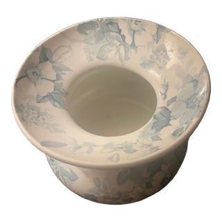 Antique Victorian Semi Porcelain Spittoon Ridgways Blue White Dog-Rose Pattern For Sale