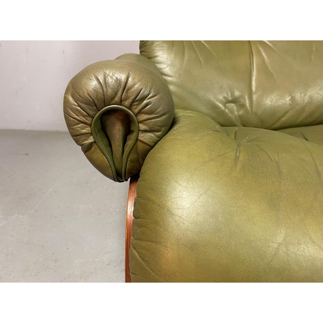 Vintage Scandinavian Two-Seater Ry-Wing Lounge Sofa in Olivegreen Leather by Elsa and Nordahl Solheim for Rybo Rykken & Co, 1960s For Sale - Image 16 of 18