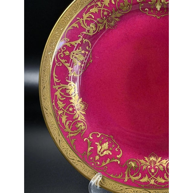French Crimson & Gilt Porcelain Cabinet Plates from WG Co Limoges, 1890s, Set of 2 For Sale - Image 13 of 17