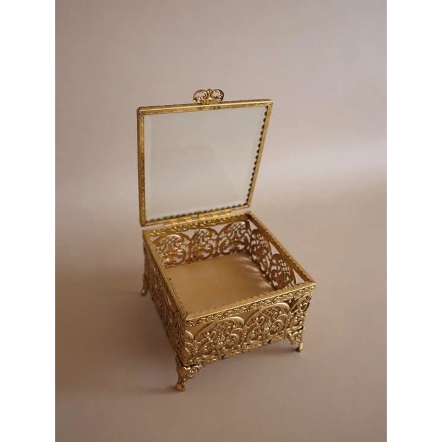 Hollywood Regency Vintage Gold Filigree Vanity Box For Sale - Image 3 of 5