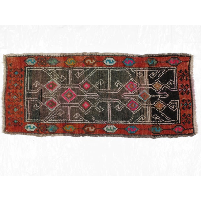 Wool on wool pile genuine handmade vintage Anatolian Oushak rug. The piece was made in the 1970s.
