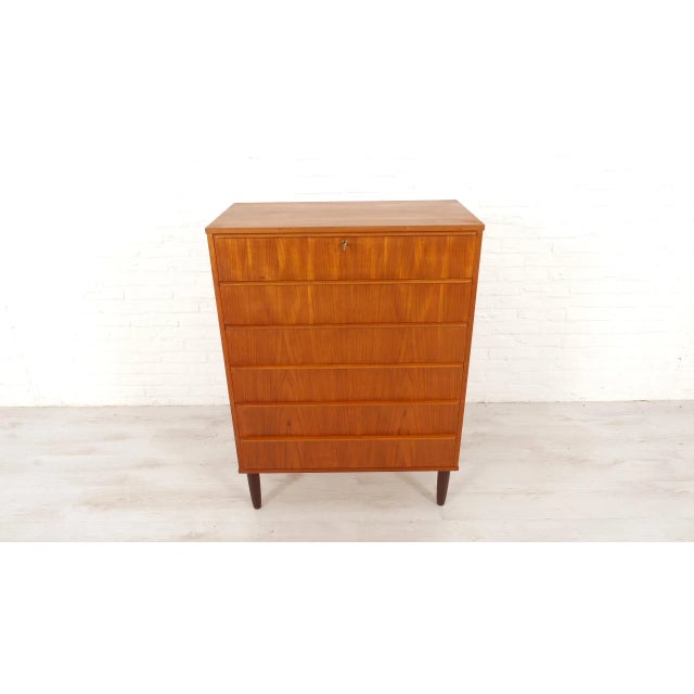 Vintage Danish Chest of 6 Drawers in Teak For Sale - Image 6 of 15