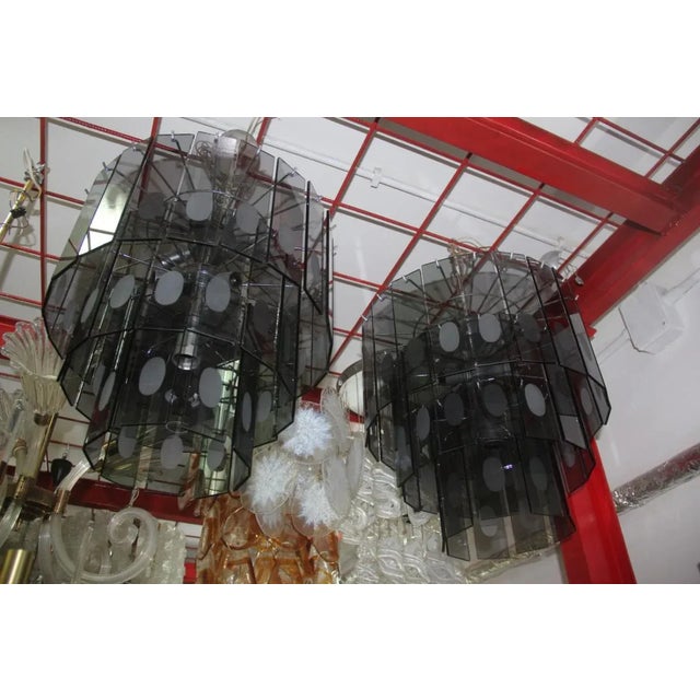 This pair of Italian grey glass chandeliers from the 1970s are 45 cm chain without the chain. Up to 250V (Europe/UK...