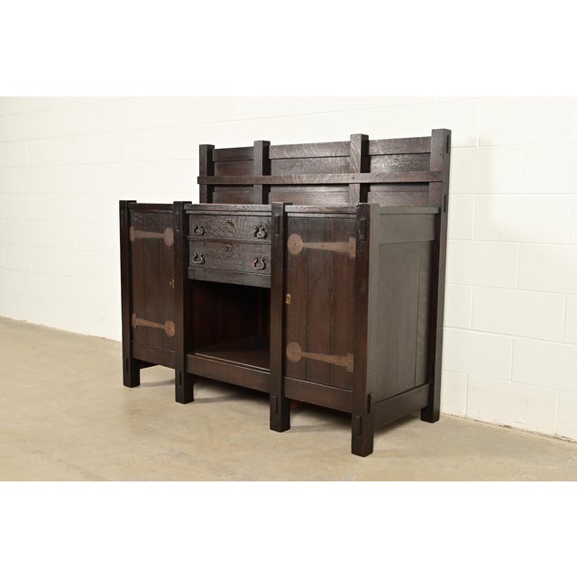 Mission Imperial Furniture Grand Rapids Mission Oak Arts & Crafts Strap Hinge Eight-Leg Sideboard, Circa 1900 For Sale - Image 3 of 15