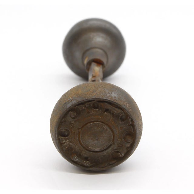 Traditional 1910s Yale & Towne Cast Iron Entry Gemona Door Knob Set For Sale - Image 3 of 6