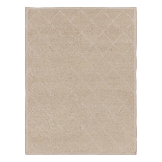 Handwoven in wool, this 9x12 rug design is an exciting new addition to Rug & Kilim’s Scandinavian rug collection—a...