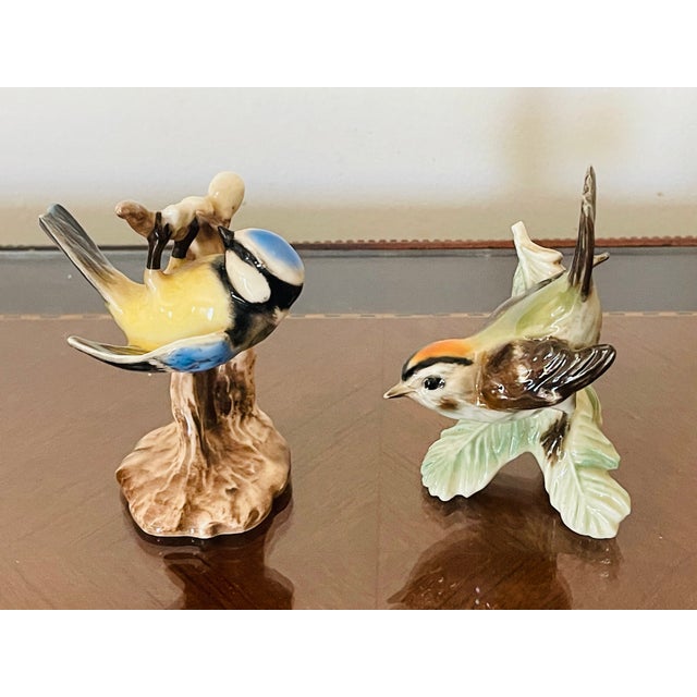 Two Vintage Goebel Germany Porcelain Birds Figurines For Sale - Image 4 of 5