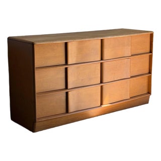 Heywood Wakefield Maple Lowboy Wooden Dresser Chest of Drawers Mid-Century Modern 1950s For Sale