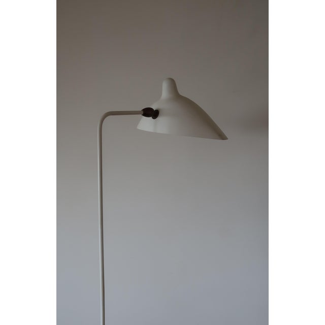 Serge Mouille Pair of 1950s Stamped and Numbered 'Lampadaire Simple' Floor Lamps by Serge Mouille For Sale - Image 4 of 8
