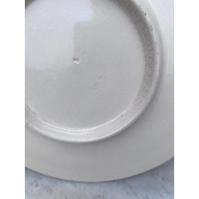 Longchamp Rare 19th Century Majolica Strawberries Wall Platter Longchamp For Sale - Image 4 of 5