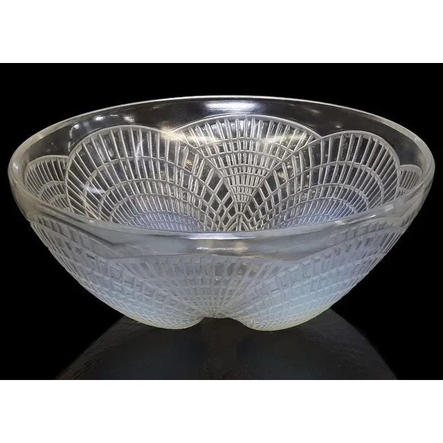 Art Deco Rene Lalique (France) - 'Coquilles' Shell Opalescent Art Glass Bowl, C. 1924 For Sale - Image 3 of 5