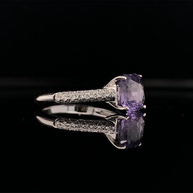 Metal Purple Sapphire Diamond Ring 18k Gold Women 1.72 TCW Certified For Sale - Image 7 of 10