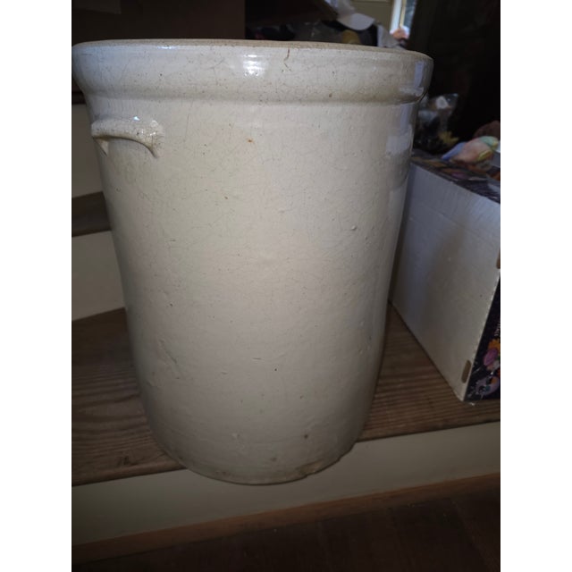 19th Century 8 Gallon Stoneware Crock by the Buckeye Pottery Company For Sale - Image 11 of 14
