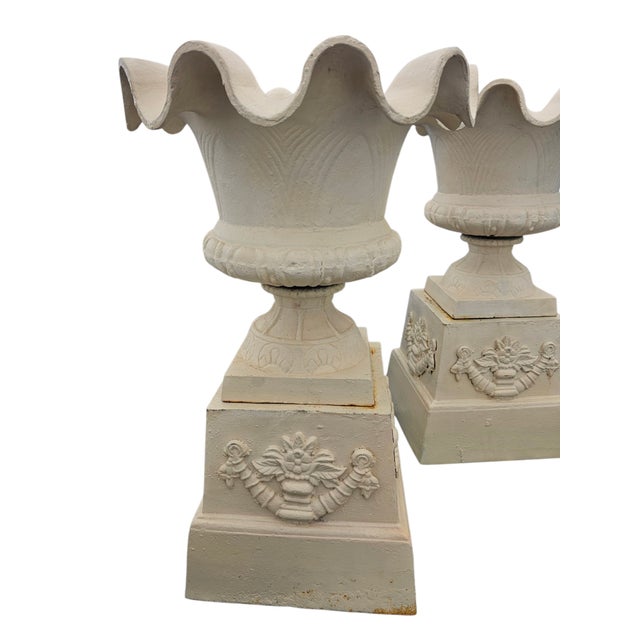 Neoclassical 1930s Pair of Neoclassical Cast Iron Ruffle-Edge Garden Urns on Pedestals For Sale - Image 3 of 8