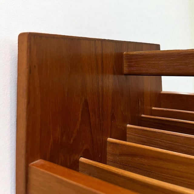 Mid-Century Modern Rosewood Magazine Rack by Rolf Hesland for Bruksbo, 1960s For Sale - Image 3 of 6