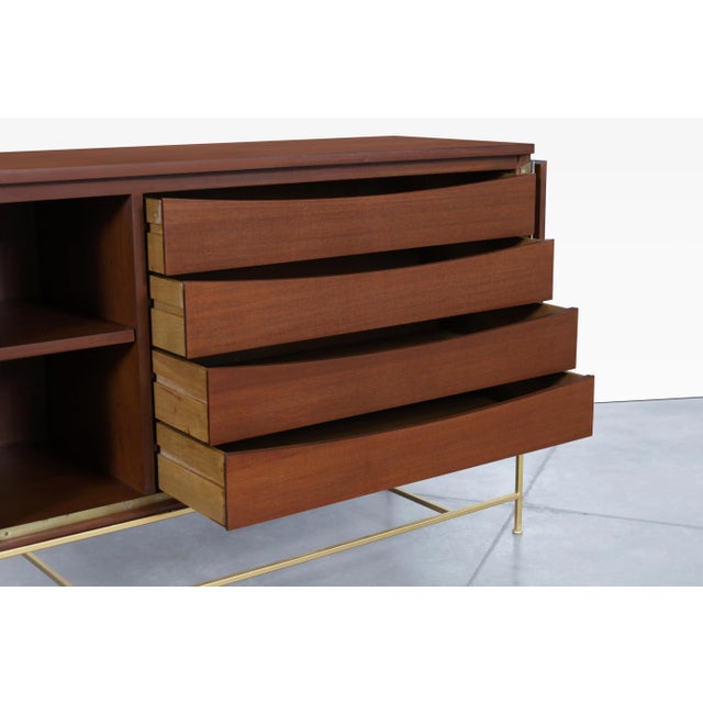 1950s Vintage "Irwin Collection" Mahogany and Brass Credenza by Paul McCobb For Sale - Image 9 of 13