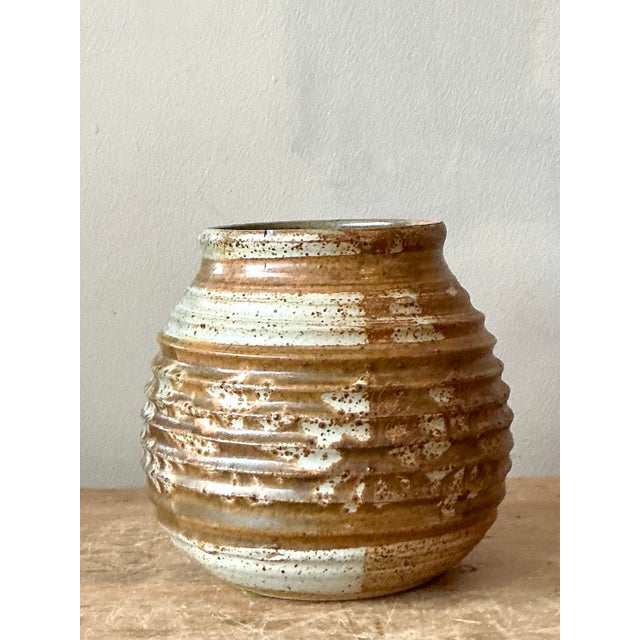 Contemporary Vintage Boho Ribbed Studio Pottery Vase For Sale - Image 3 of 12